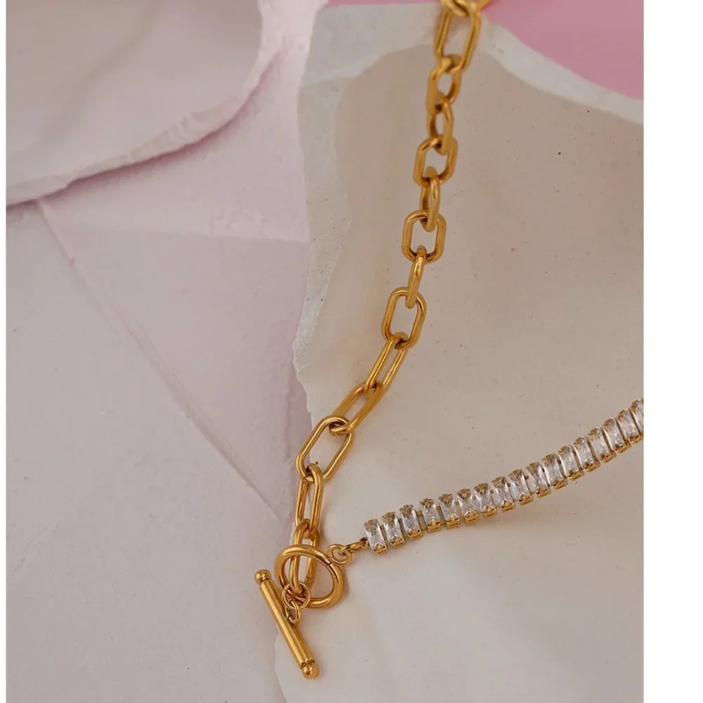 New 18K Gold Plated Baguette Diamond Link Chain Circle Bar Toggle Necklace